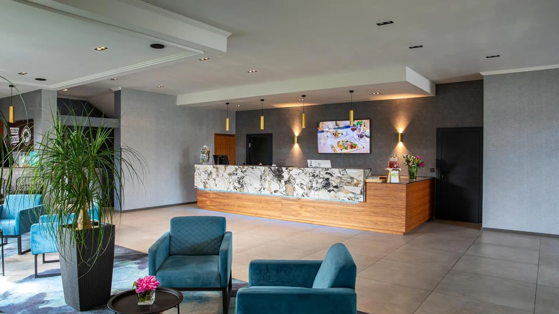 Roomingtons City Waldkirchen Hotel