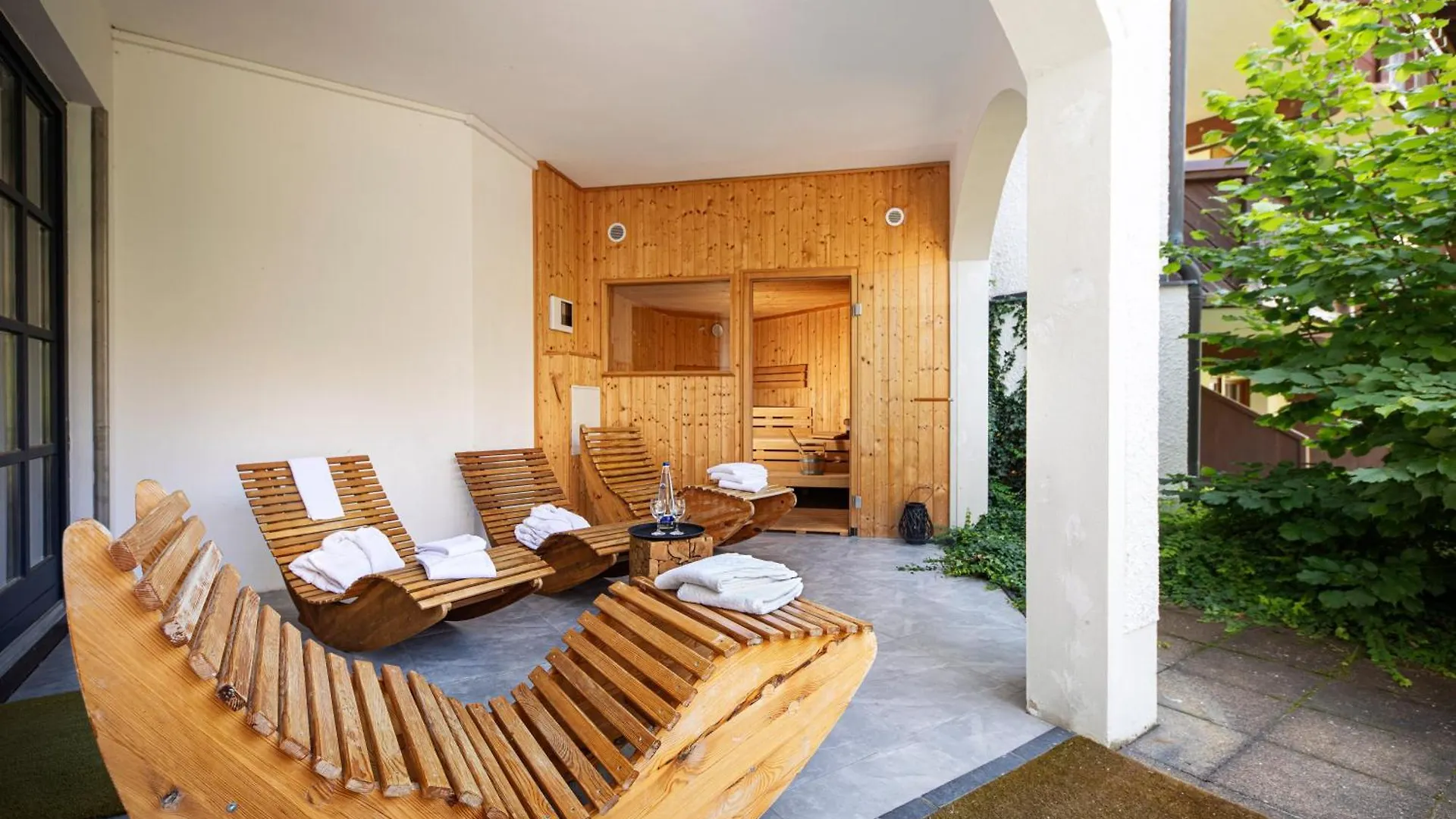Roomingtons City Waldkirchen 4*,  Duitsland
