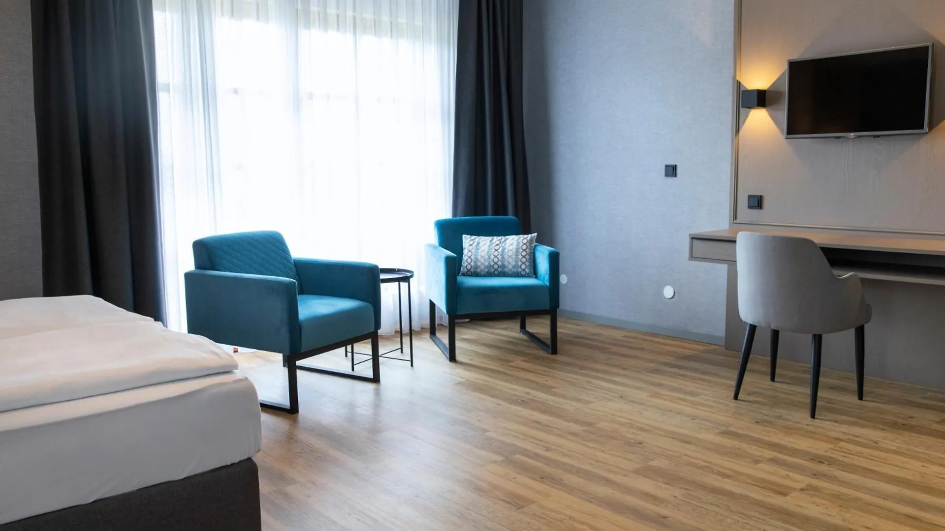 Roomingtons City Waldkirchen Hotel
