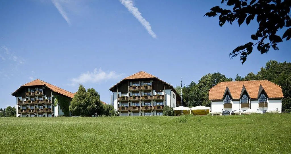Roomingtons City Waldkirchen 4*,