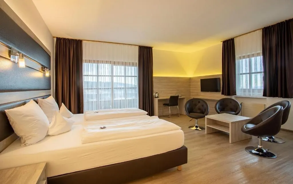Hotel Roomingtons City Waldkirchen