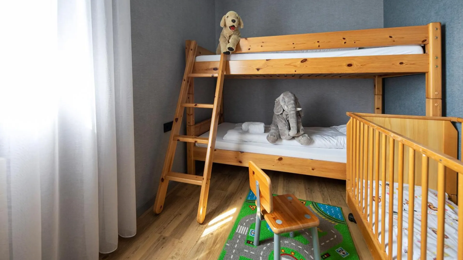 Roomingtons City Waldkirchen Hotel
