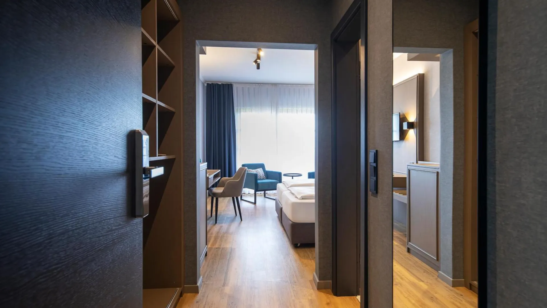 **** Hotel Roomingtons City Waldkirchen Germany
