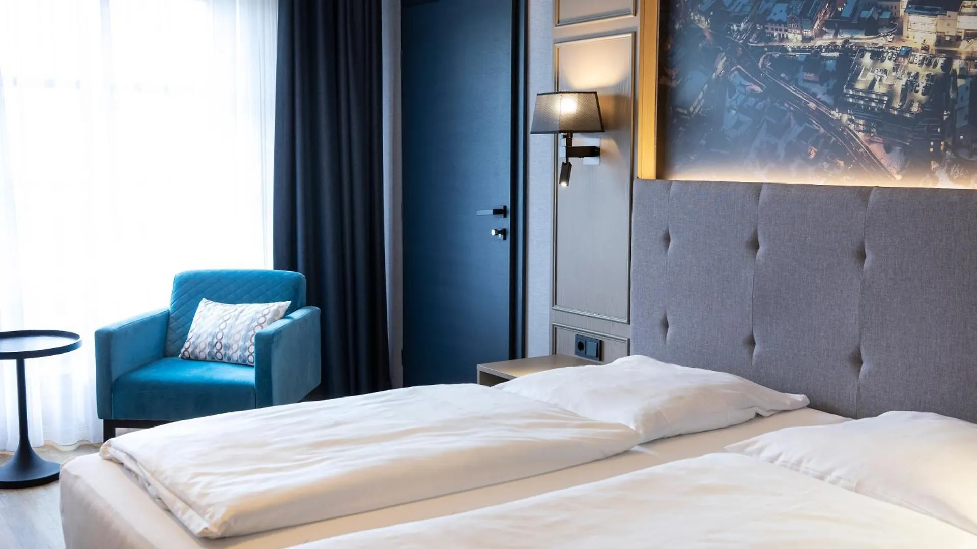 Roomingtons City Waldkirchen 4*,